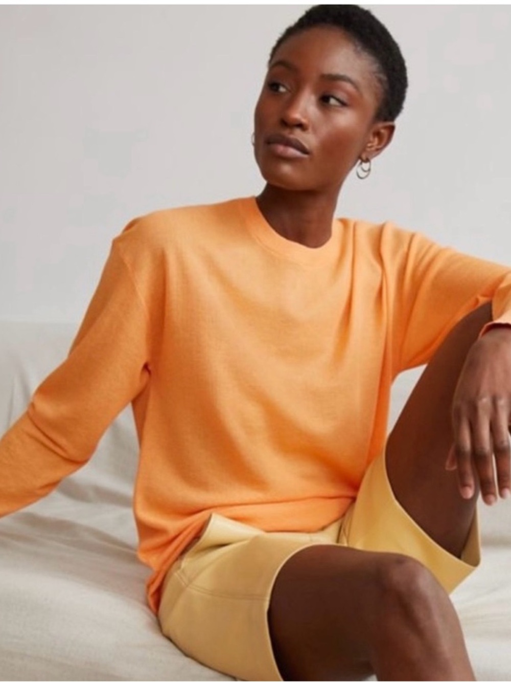 ARITZIA Babaton Apricot ICE Beck Crew neck Sweater M